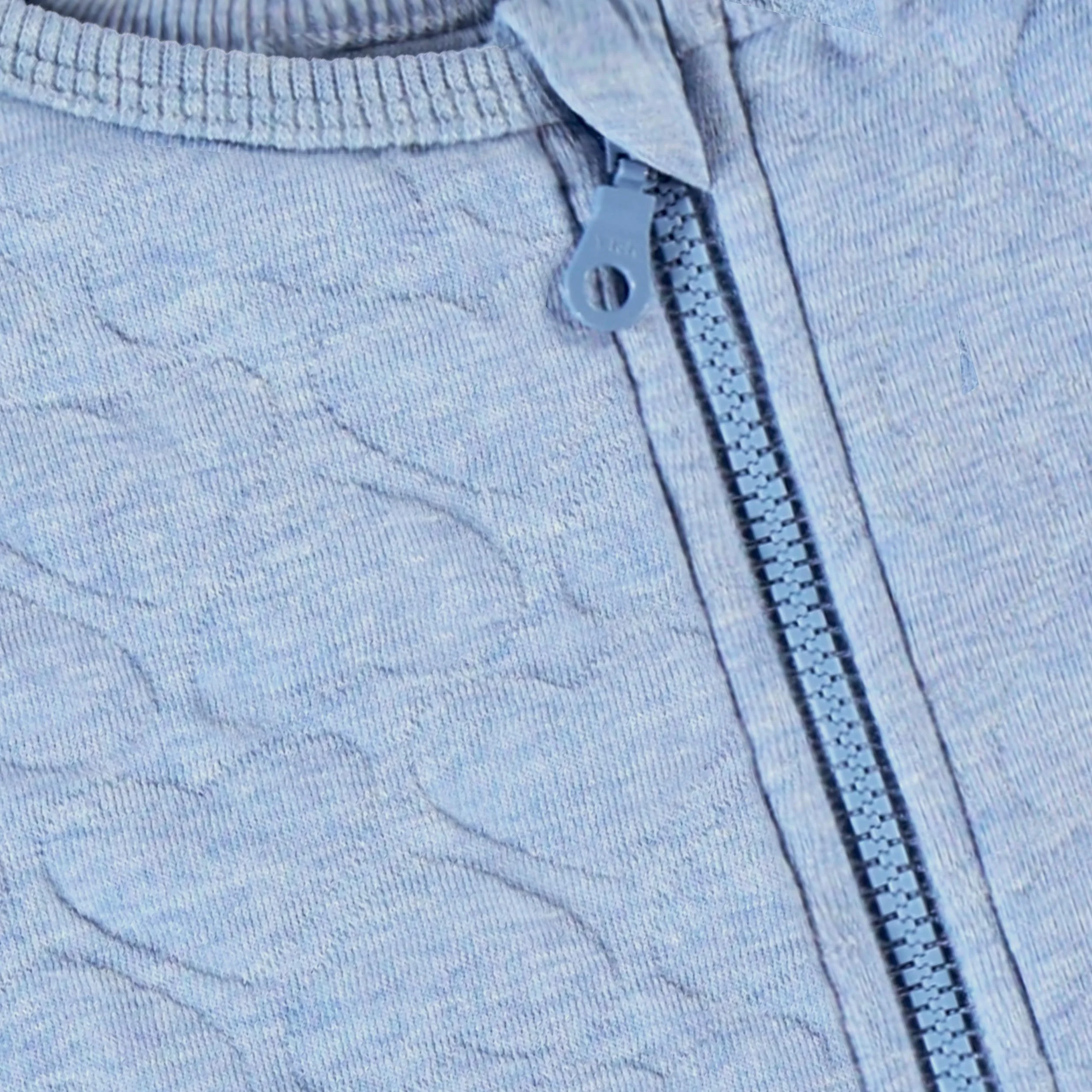 Blouson bleu avec matelassé de cœurs, enfant - Image 4