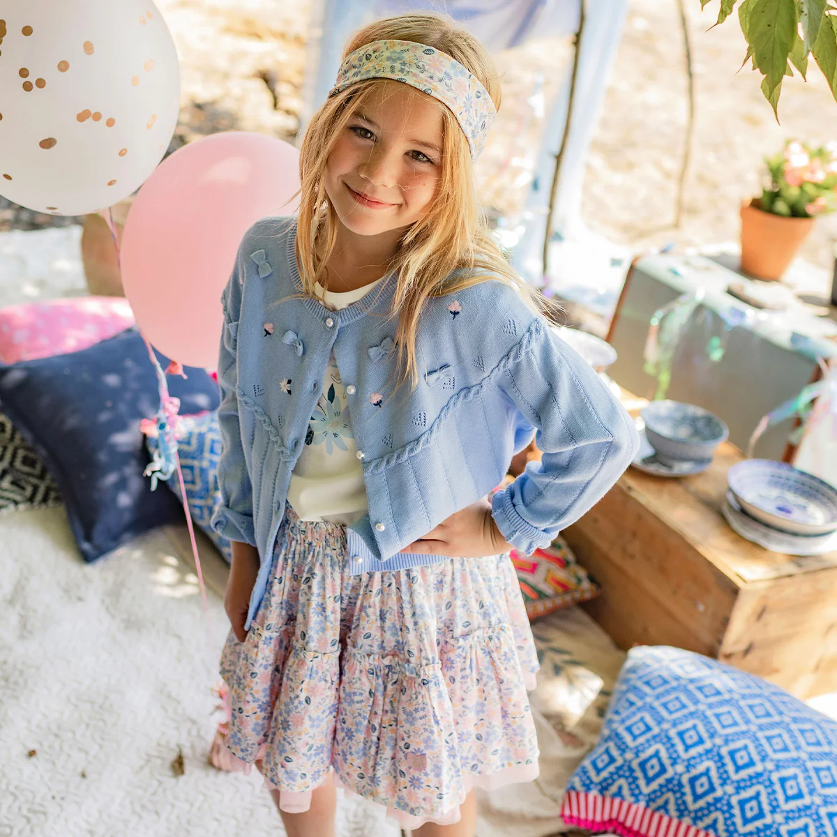 Cardigan bleu en tricot, enfant - Image 2