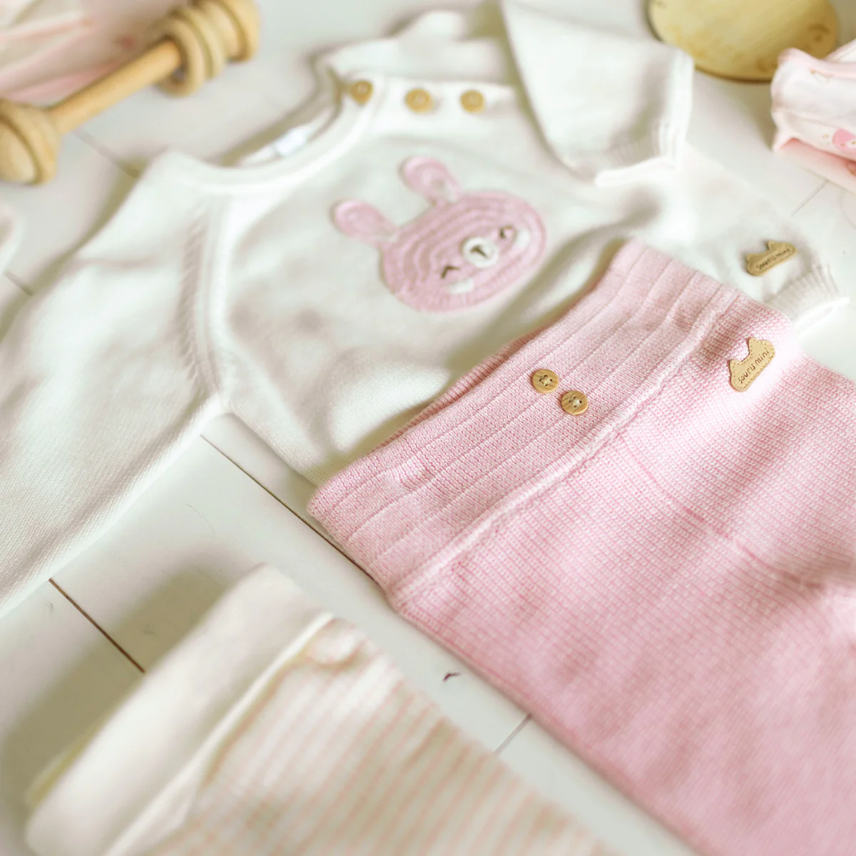 Coffret cadeau rose et crème « Le Premium » (14 pièces), naissance - Image 9