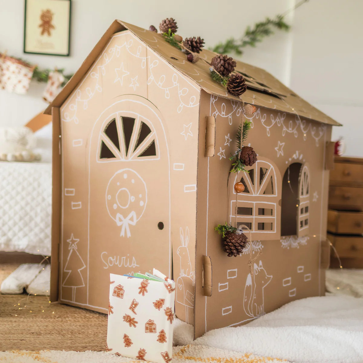 Maison en carton des Fêtes, enfant - Image 2