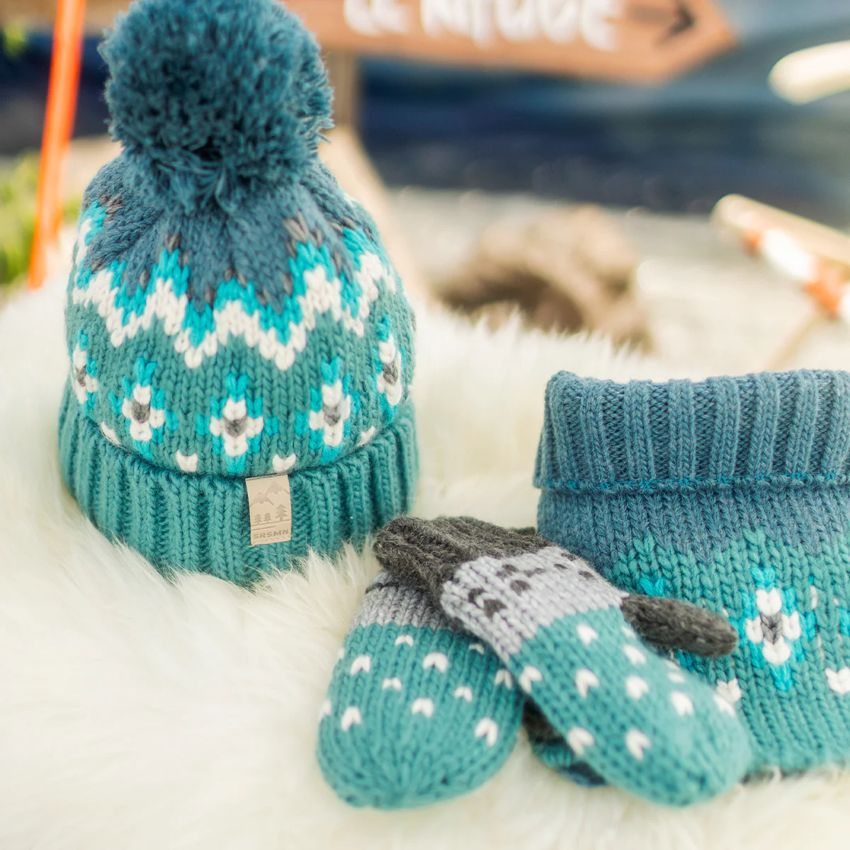 Mitaines turquoise en tricot avec motifs, enfant - Image 4