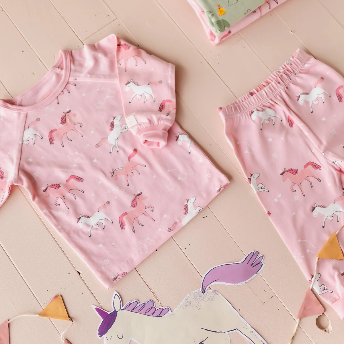 Pyjama deux pièces rose à motifs de licornes, bébé - Image 3