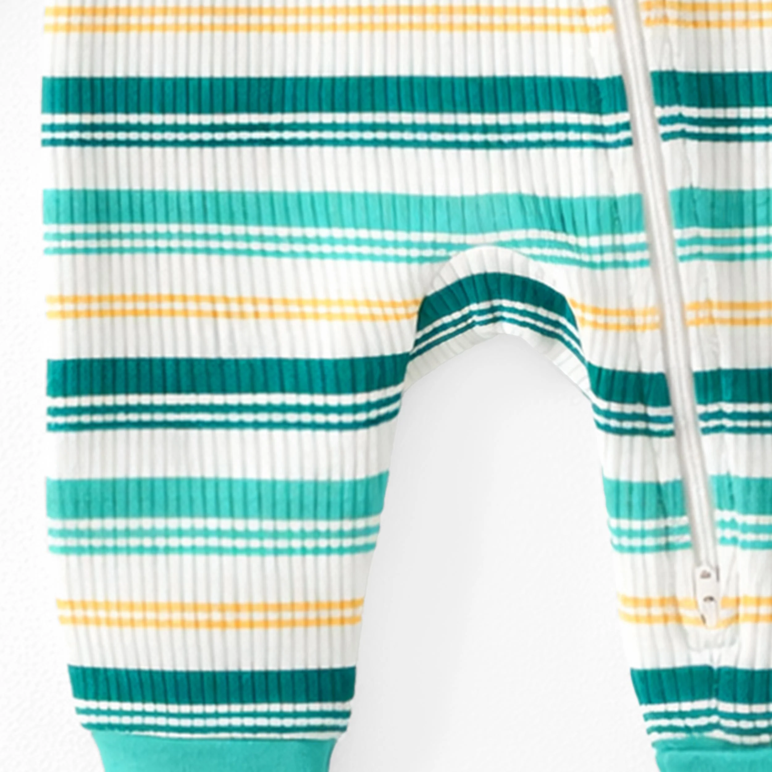Pyjama une pièce crème à rayures colorées, bébé - Image 4