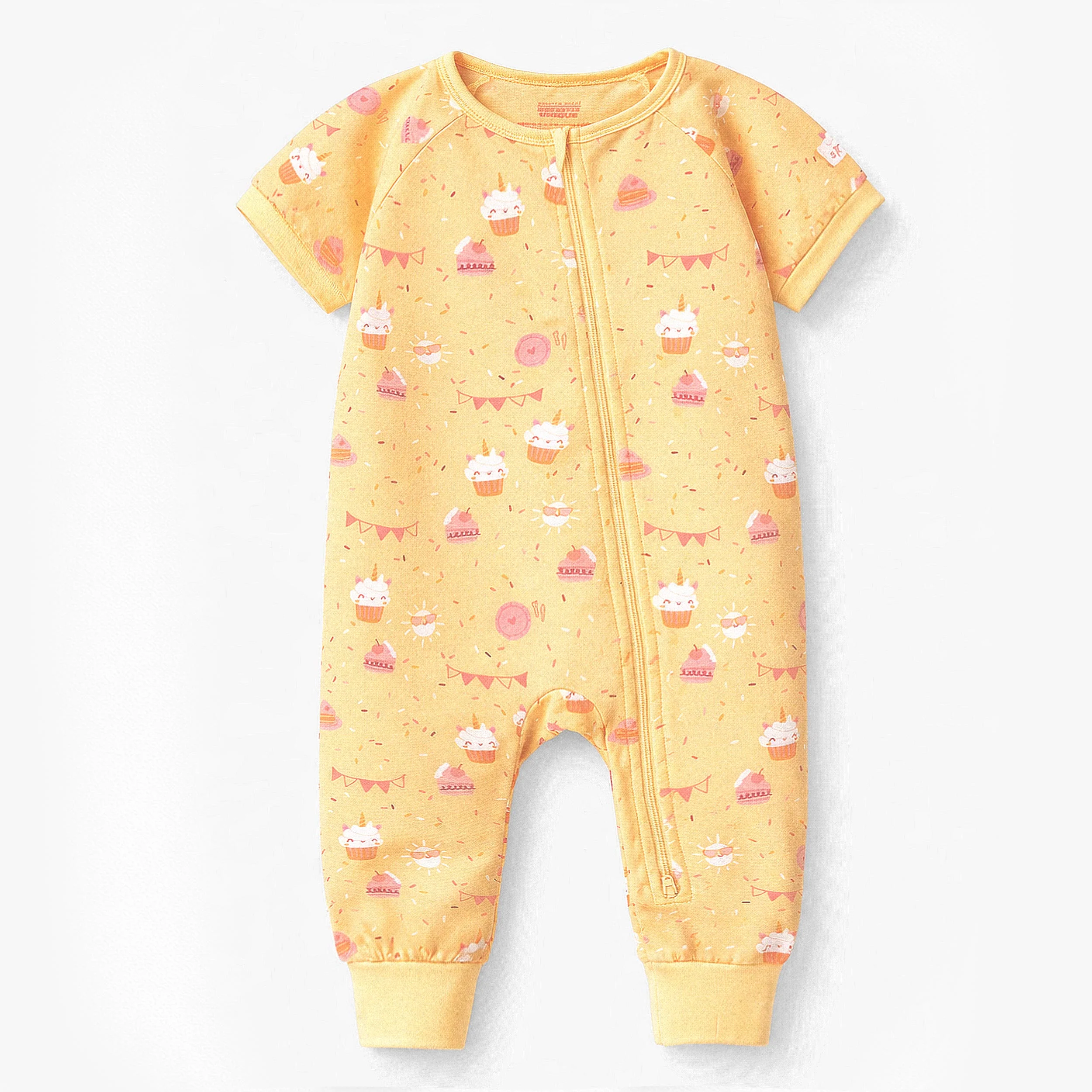 Pyjama une pièce jaune à motifs de gâteaux, bébé