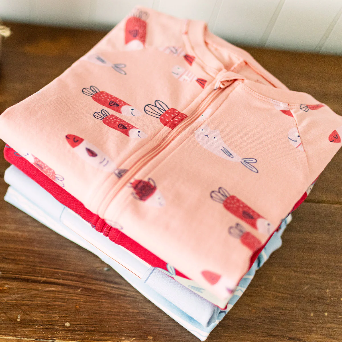 Pyjama une-pièce rose à motifs, enfant - Image 2