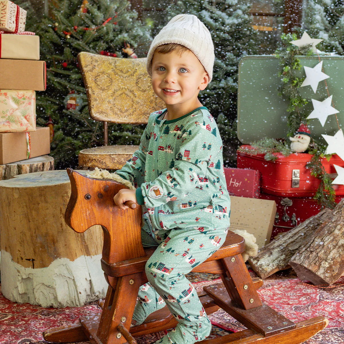 Pyjama une pièce vert à motifs des Fêtes, bébé - Image 2