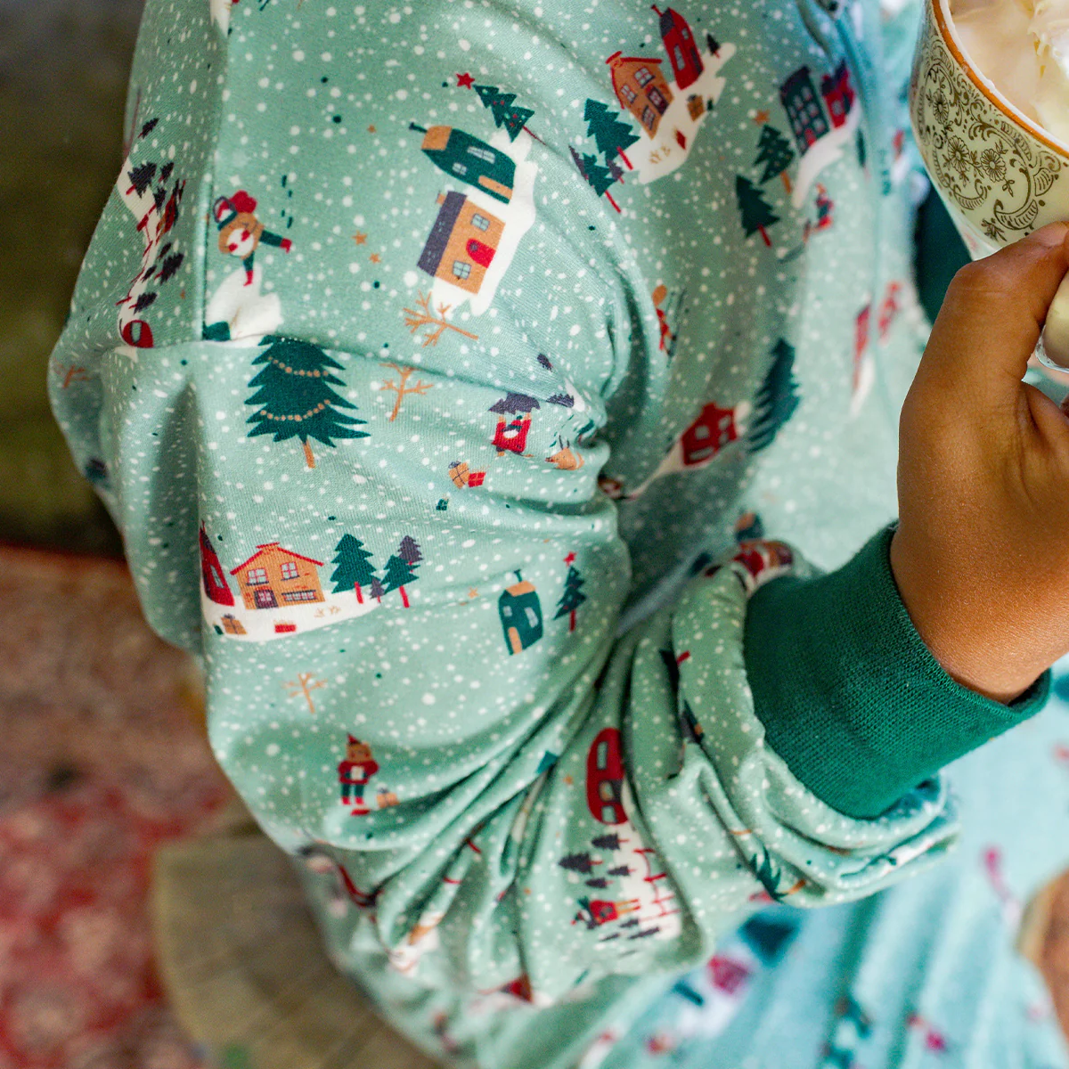 Pyjama une pièce vert à motifs des Fêtes, enfant - Image 3