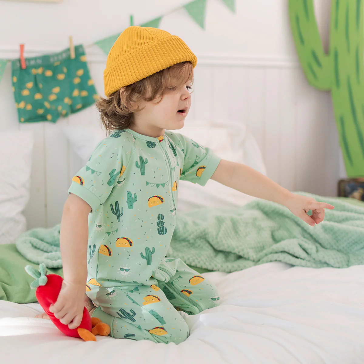Pyjama une pièce vert à motifs fiesta, bébé - Image 5