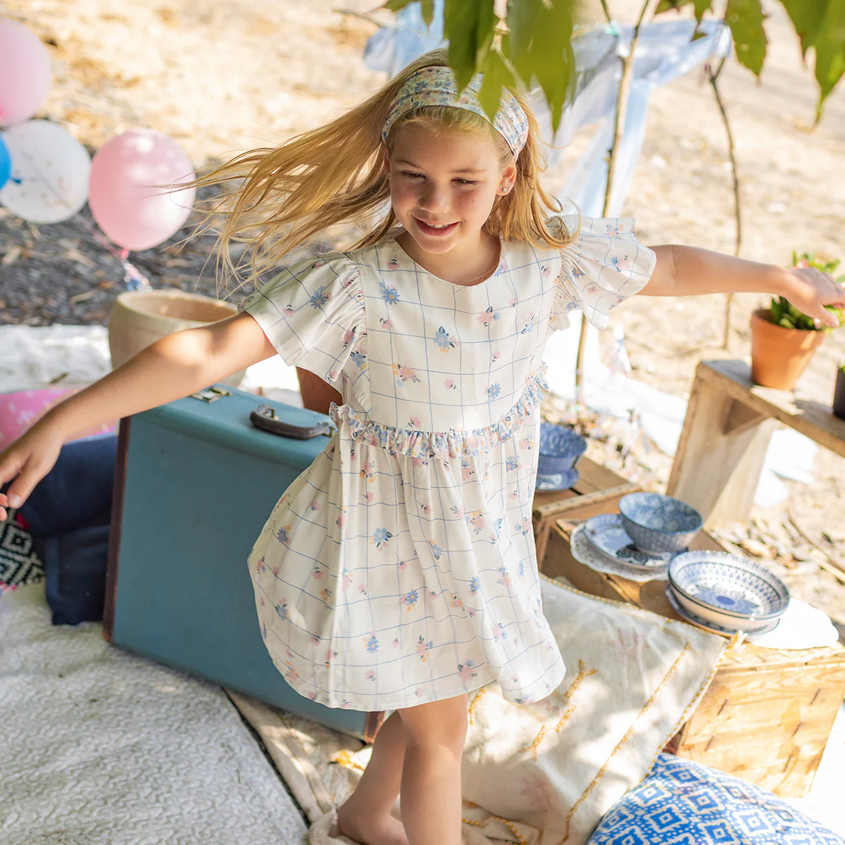 Robe blanche à motif floral, enfant - Image 2