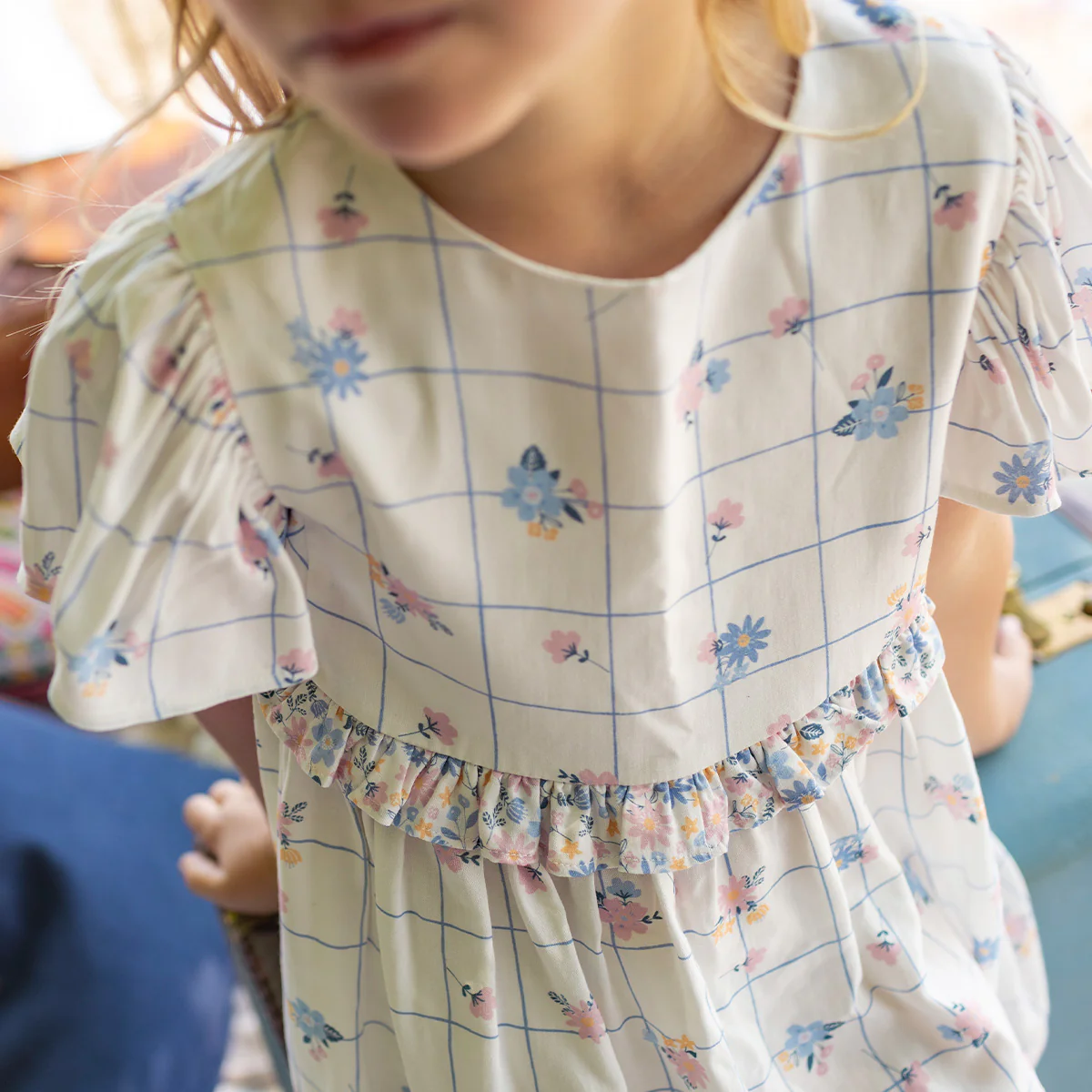 Robe blanche à motif floral, enfant - Image 3