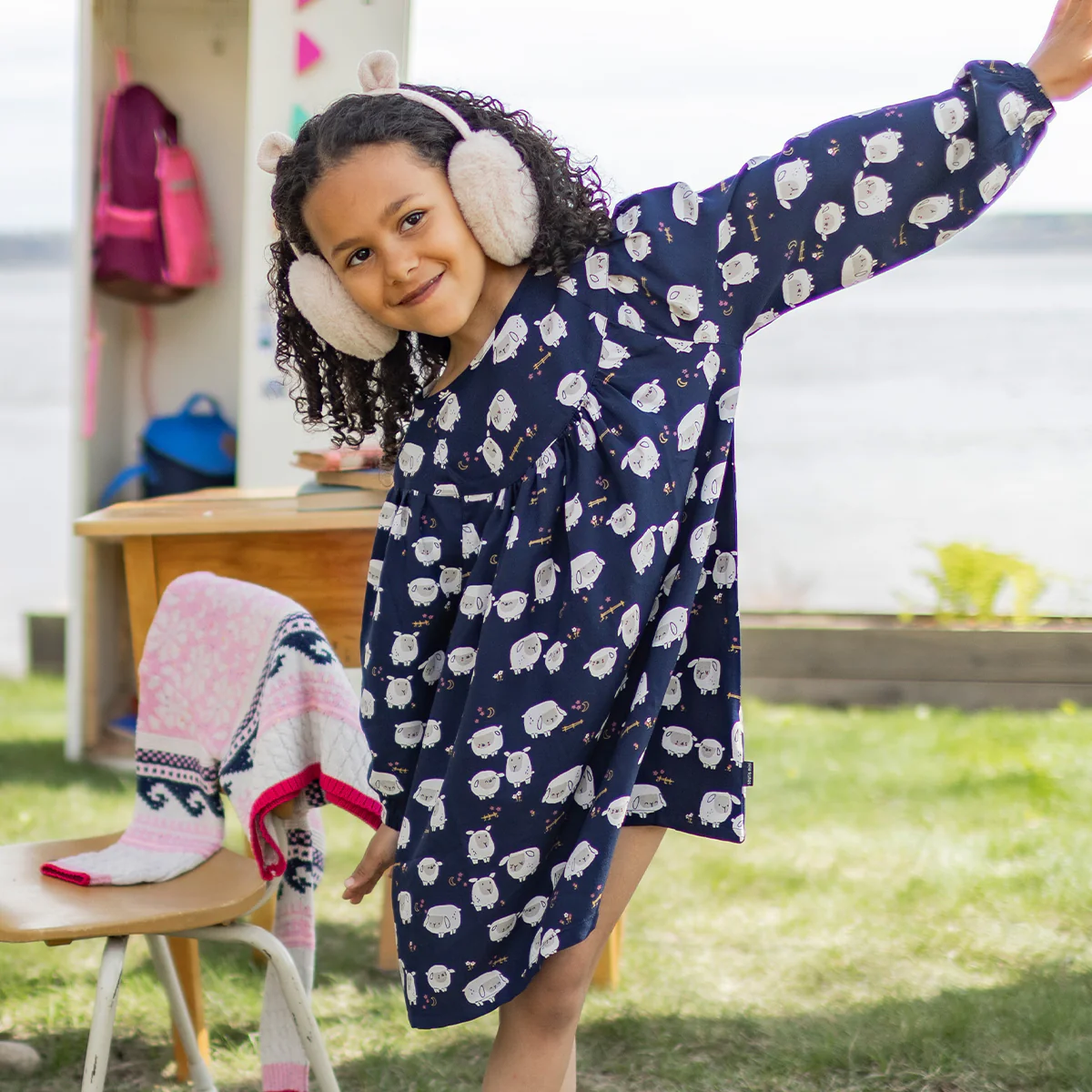 Robe bleu marine à motifs, enfant - Image 2