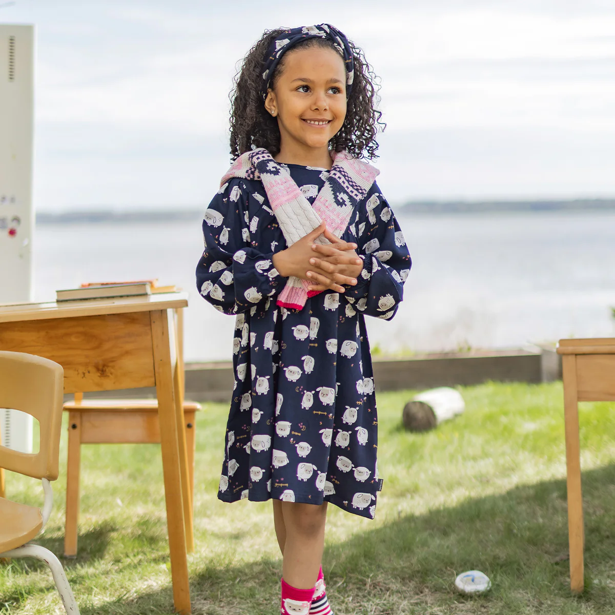 Robe bleu marine à motifs, enfant - Image 4