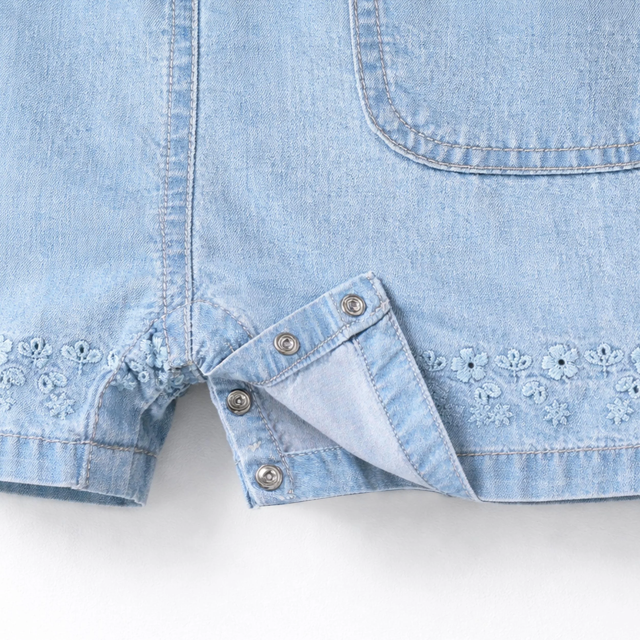 Salopette en denim léger, bébé - Image 6