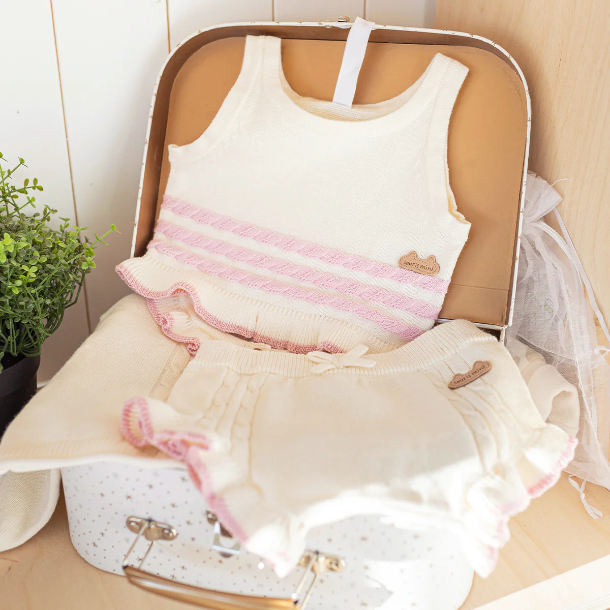 Short en tricot crème avec volants, naissance - Image 2