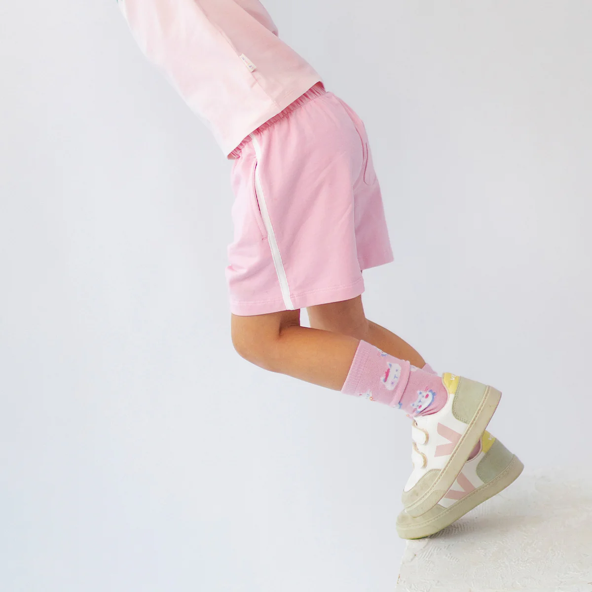 Short rose en tricot français, enfant - Image 4