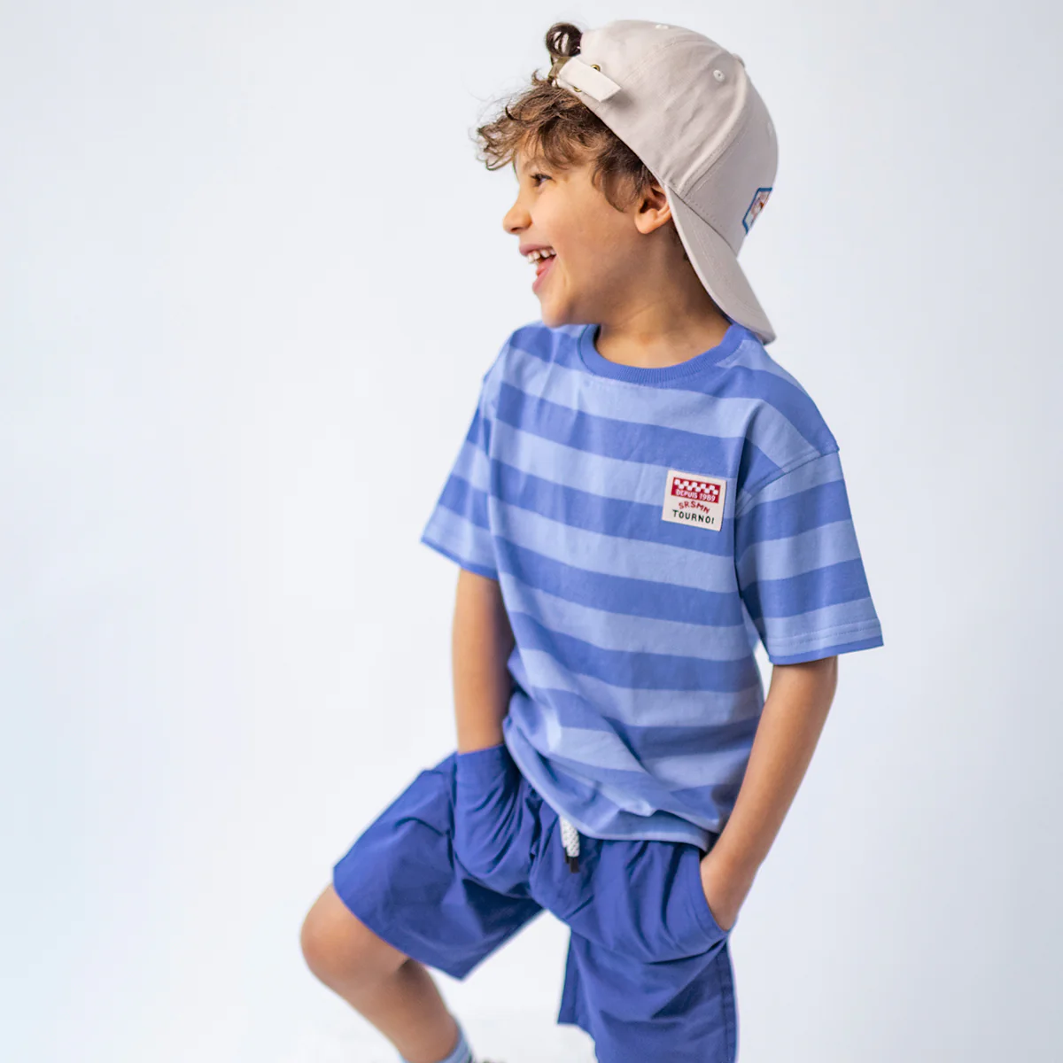 T-shirt bleu à rayures, enfant - Image 2