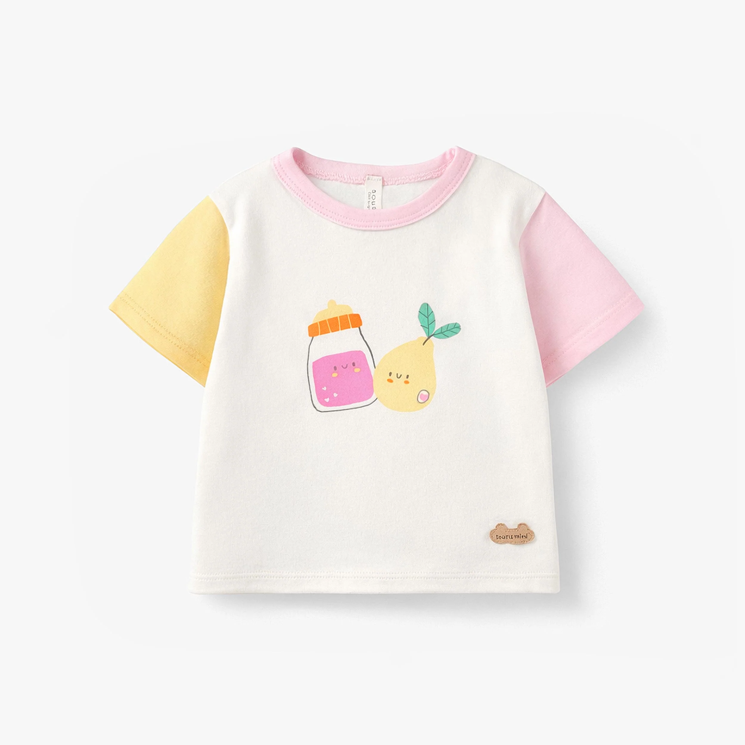 T-shirt crème, jaune et lilas avec illustration, naissance