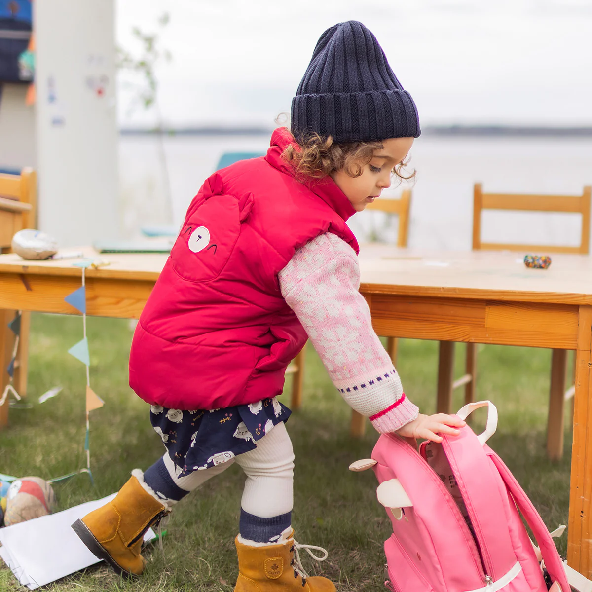 Veste doudoune sans manches rouge framboise, bébé - Image 4